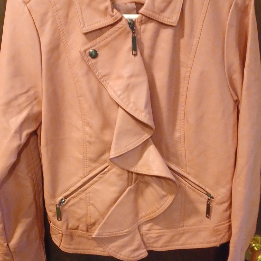 mi a mi Salmon Pink Ruffle Faux-Leather Jacket Size Small - Picture 4 of 14